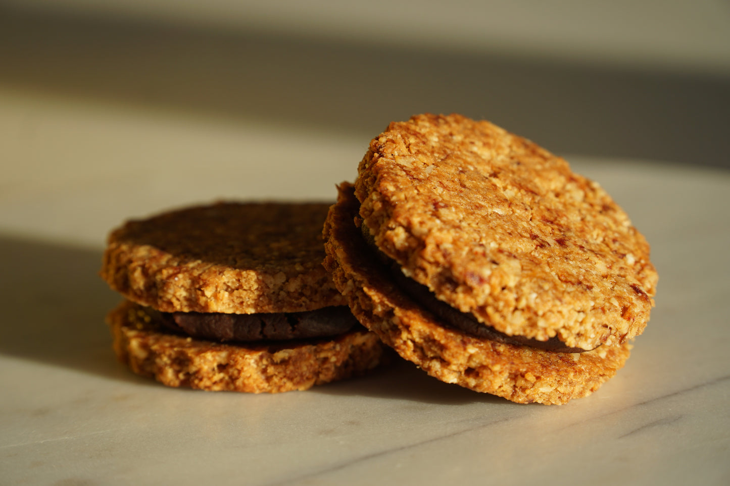 Cashew nuts and coconut alfajores x 6